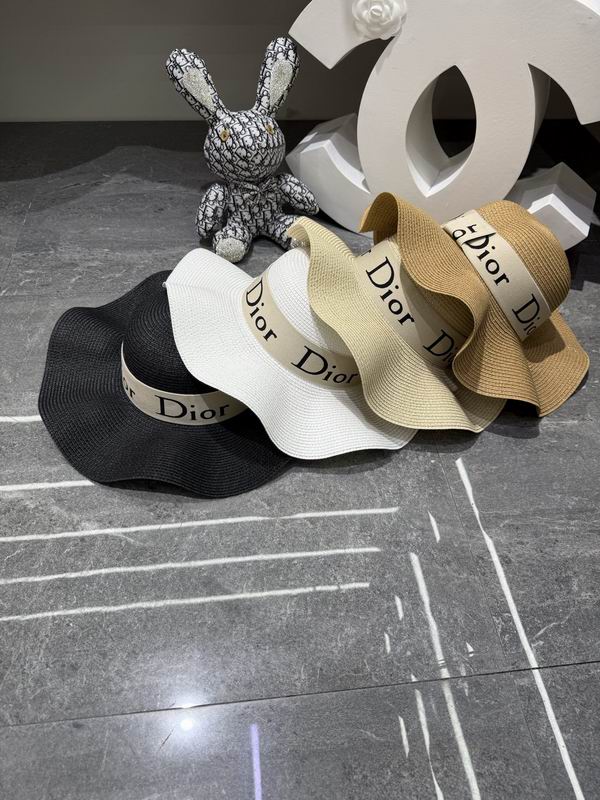 Dior top hat dx112